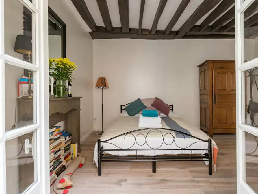 Immagine 4 di Appartamento in affitto  in Rue Pecquay a Paris