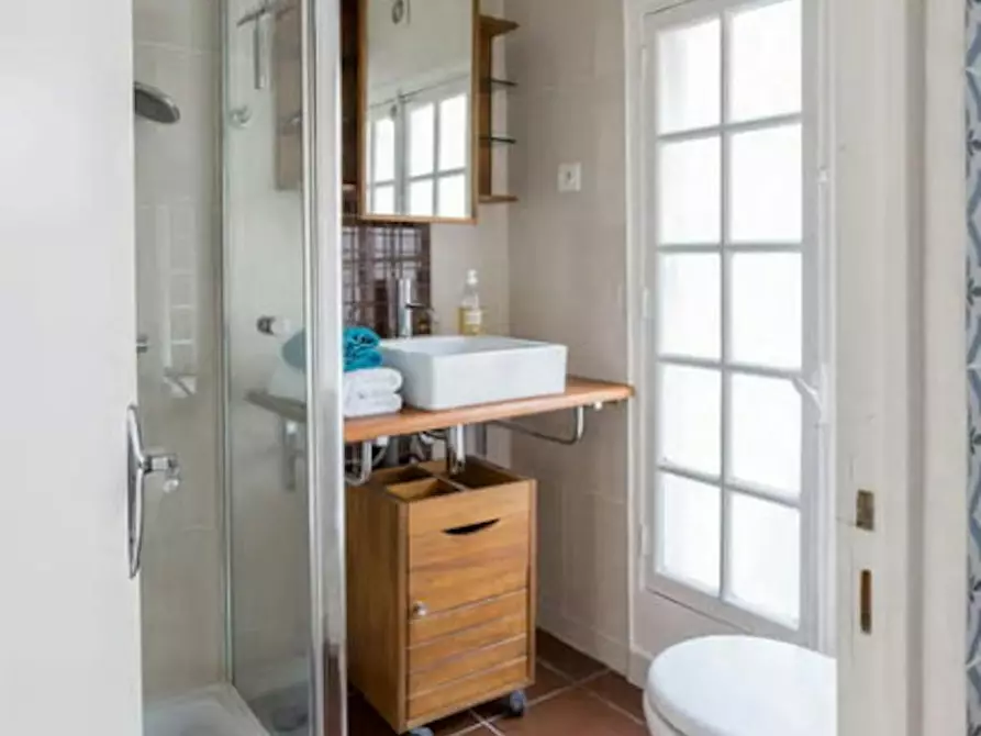 Immagine 6 di Appartamento in affitto  in Rue Pecquay a Paris