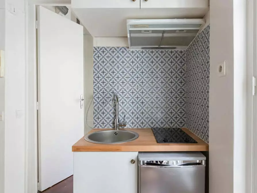 Immagine 2 di Appartamento in affitto  in Rue Pecquay a Paris
