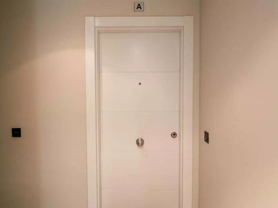 Immagine 8 di Appartamento in affitto  in Calle José María de Castro a Madrid
