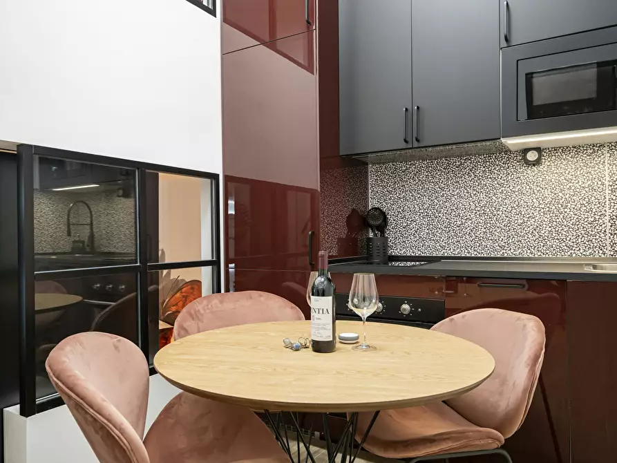 Immagine 2 di Appartamento in affitto  in Calle de Blasco de Garay a Madrid