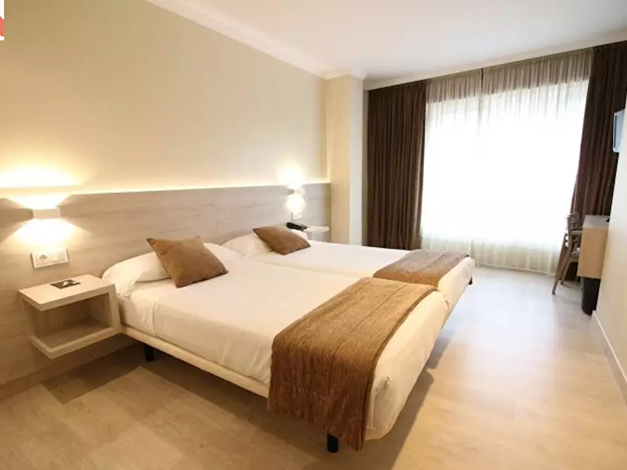 Immagine 1 di Appartamento in affitto  in Rúa do Hórreo a Santiago De Compostela