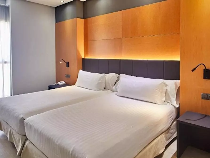 Immagine 2 di Appartamento in affitto  in Calle Juan Rizi a Madrid