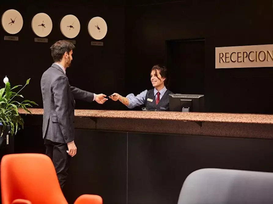 Immagine 8 di Appartamento in affitto  in Calle Juan Rizi a Madrid