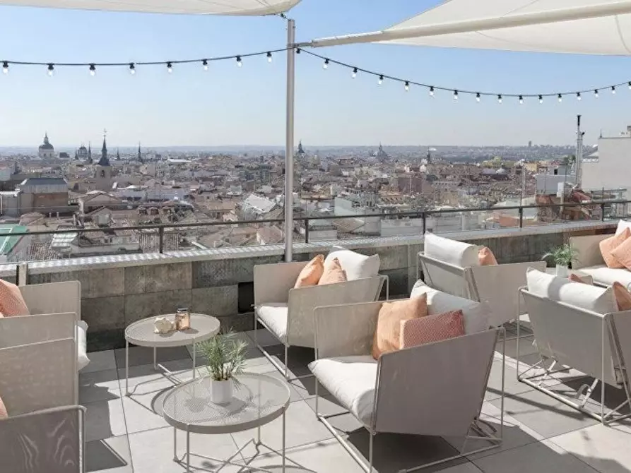 Immagine 5 di Appartamento in affitto  in Calle Gran Vía a Madrid