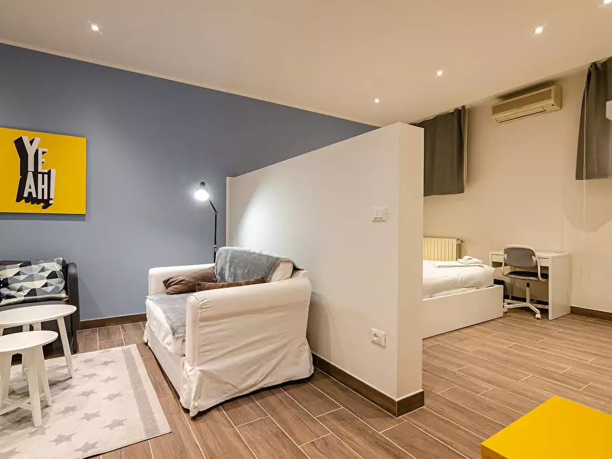 Immagine 5 di Appartamento in affitto  in Via de' Falegnami a Bologna