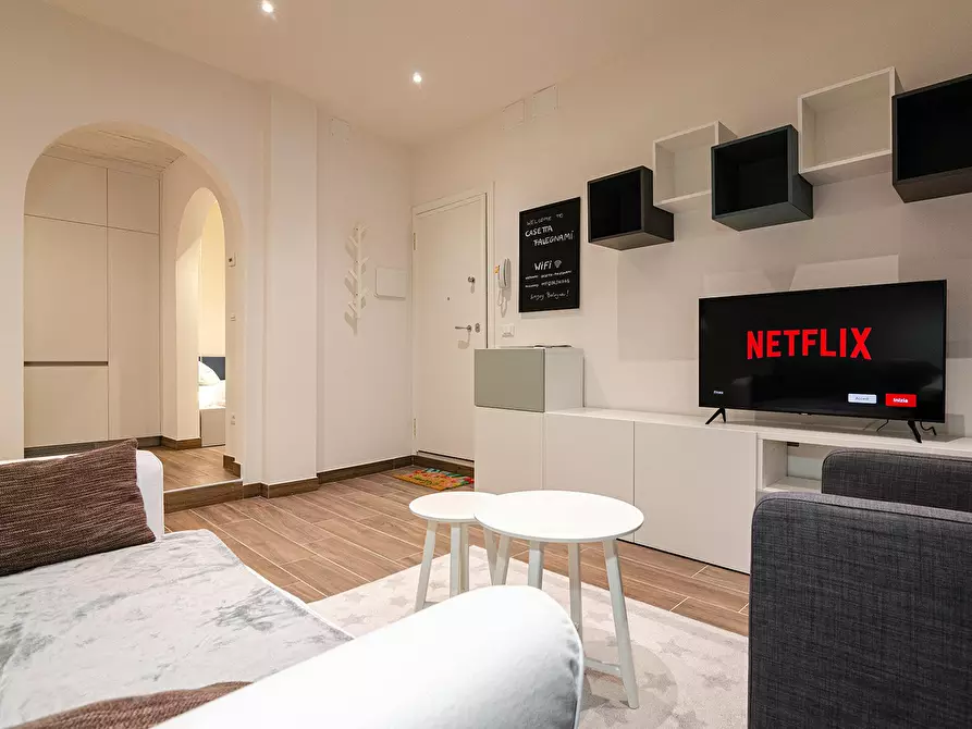 Immagine 4 di Appartamento in affitto  in Via de' Falegnami a Bologna