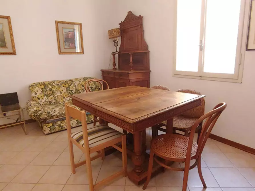 Immagine 2 di Appartamento in affitto  in Piazza San Martino a Bologna