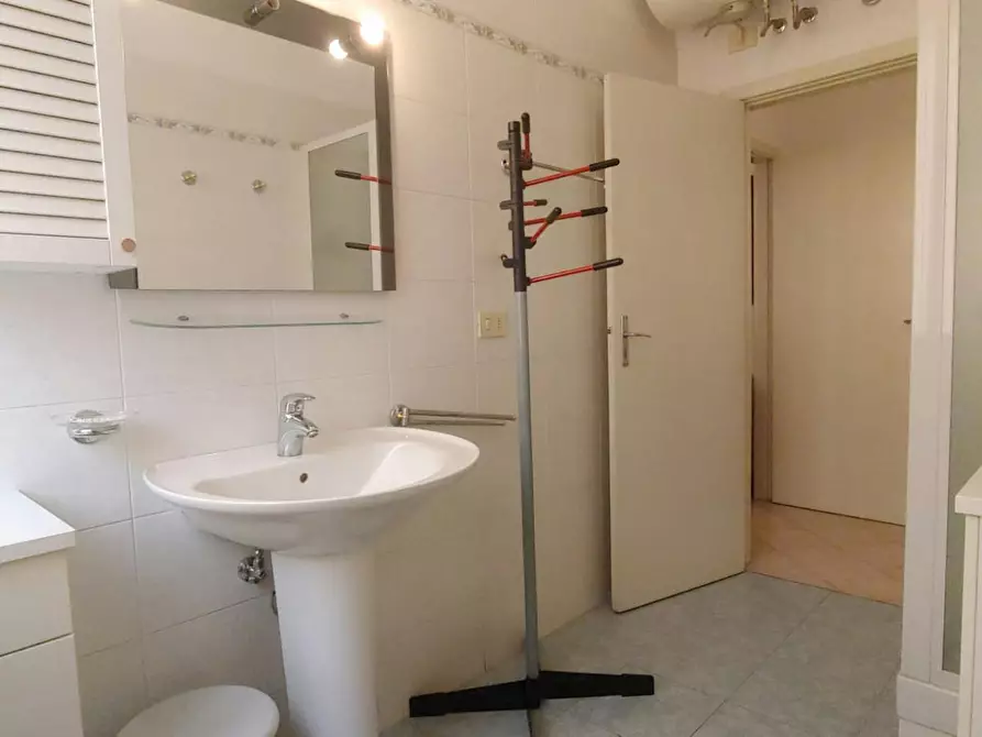 Immagine 8 di Appartamento in affitto  in Piazza San Martino a Bologna