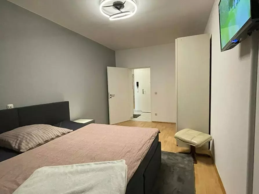 Immagine 6 di Appartamento in affitto  in Rethelstraße a Düsseldorf