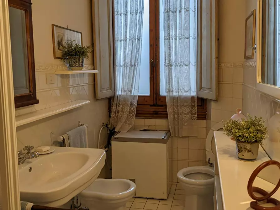 Immagine 2 di Camera condivisa in affitto  in Via Cesare Guasti a Firenze
