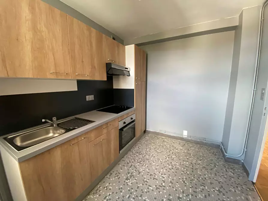 Immagine 2 di Camera in affitto  in Rue du Cuvier a Poitiers