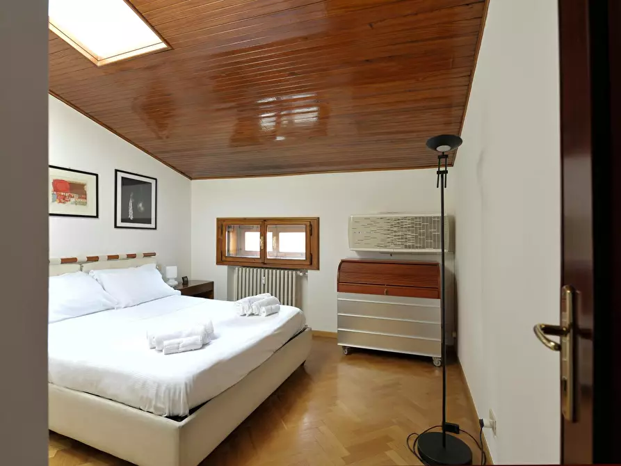 Immagine 1 di Appartamento in affitto  in Piazza San Martino a Bologna