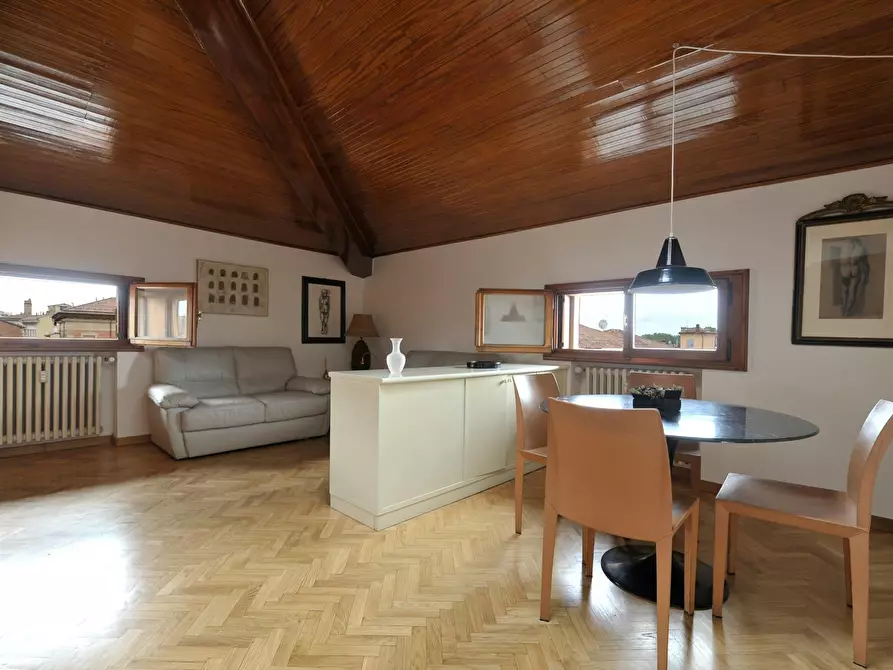 Immagine 2 di Appartamento in affitto  in Piazza San Martino a Bologna