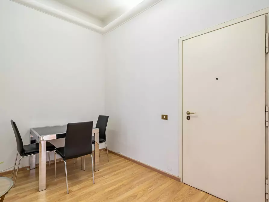 Immagine 10 di Camera in affitto  in Via Cerva a Milano