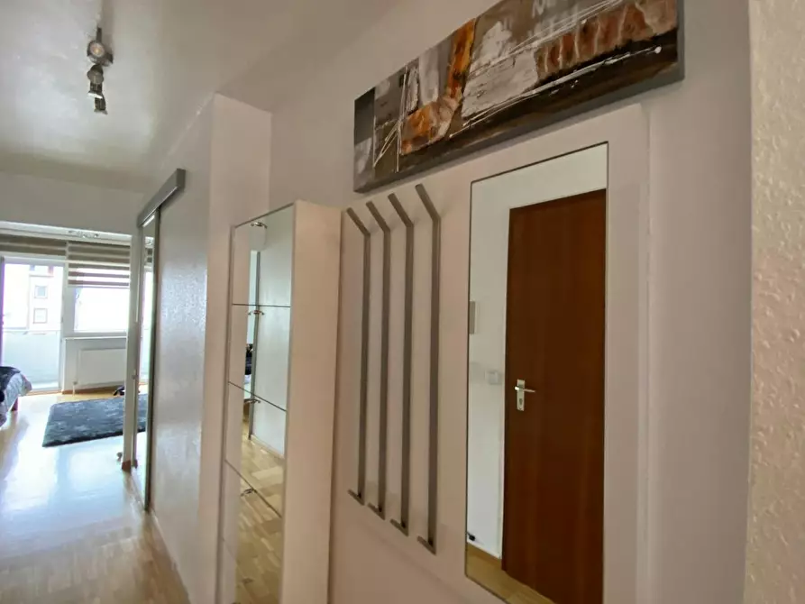Immagine 6 di Appartamento in affitto  in T6 a Mannheim