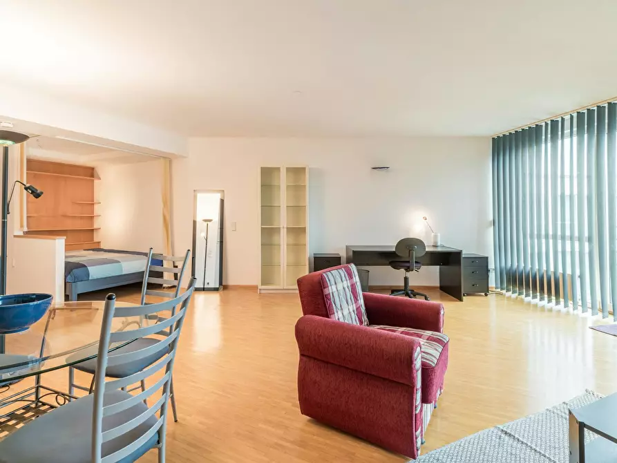 Immagine 7 di Appartamento in affitto  in Gipsstraße a Berlin