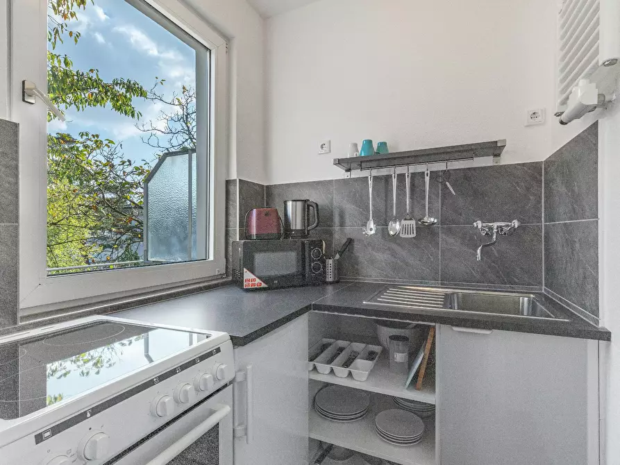 Immagine 4 di Appartamento in affitto  in Graf-Recke-Straße a Düsseldorf