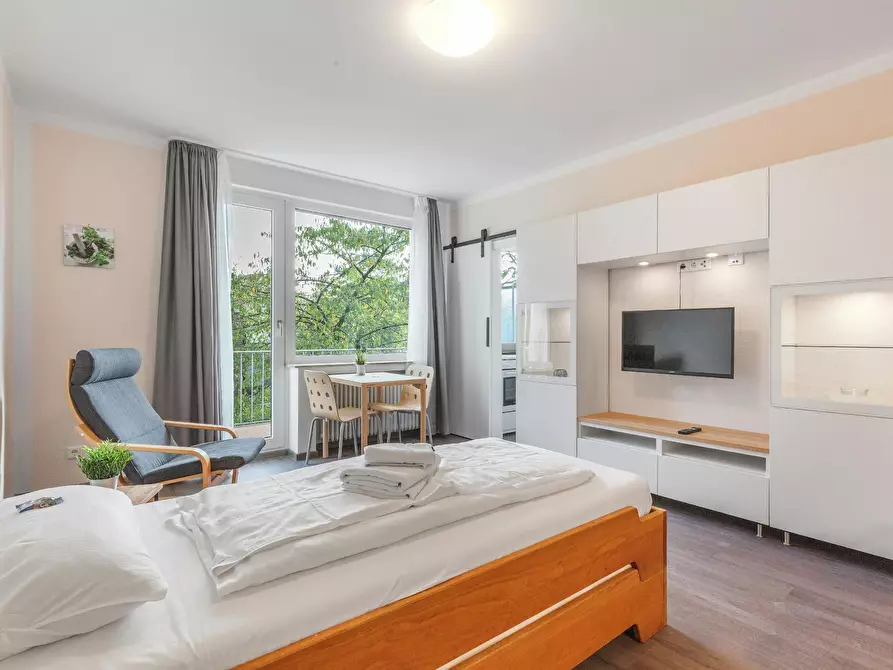Immagine 2 di Appartamento in affitto  in Graf-Recke-Straße a Düsseldorf