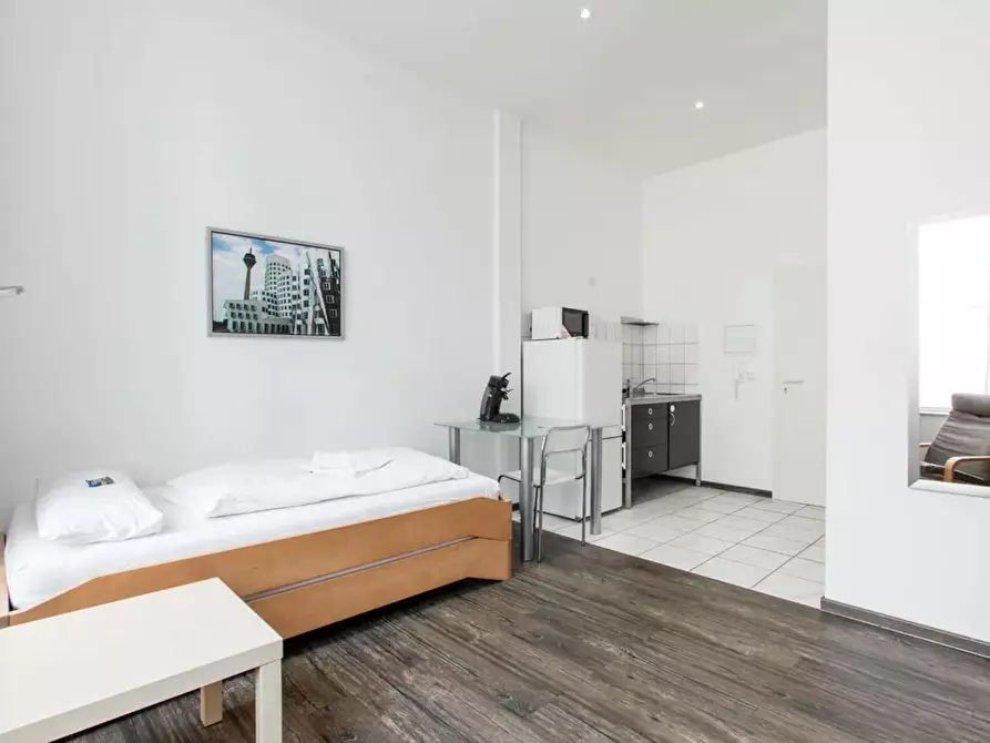 Immagine 4 di Appartamento in affitto  in Morsestraße a Düsseldorf
