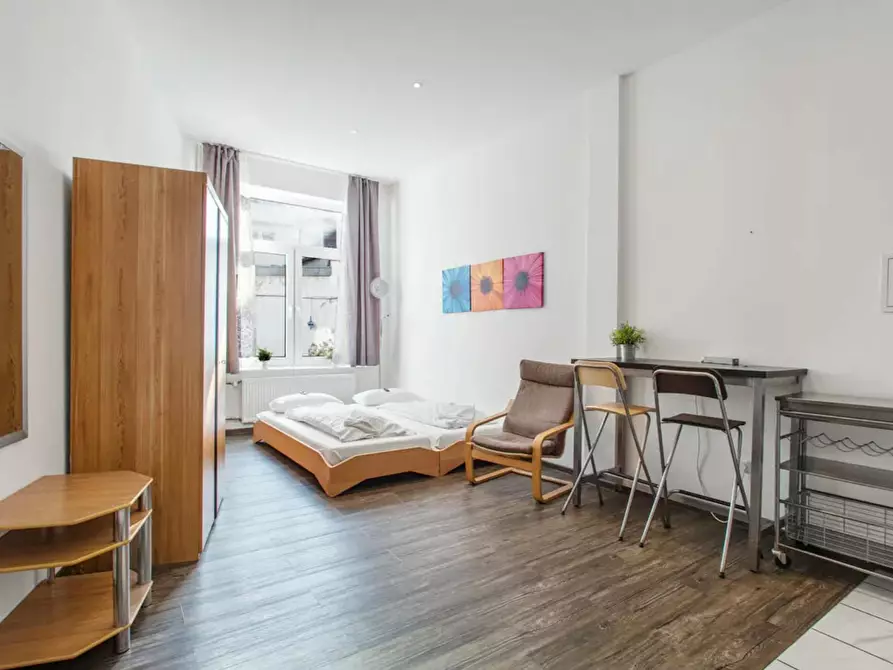 Immagine 1 di Appartamento in affitto  in Morsestraße a Düsseldorf