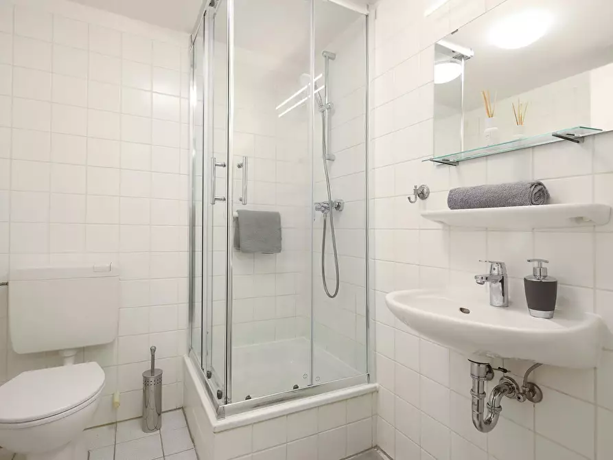 Immagine 5 di Appartamento in affitto  in Straßburger Straße a Berlin