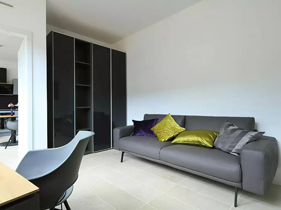 Immagine 2 di Appartamento in affitto  in Maximilianstraße a Bonn