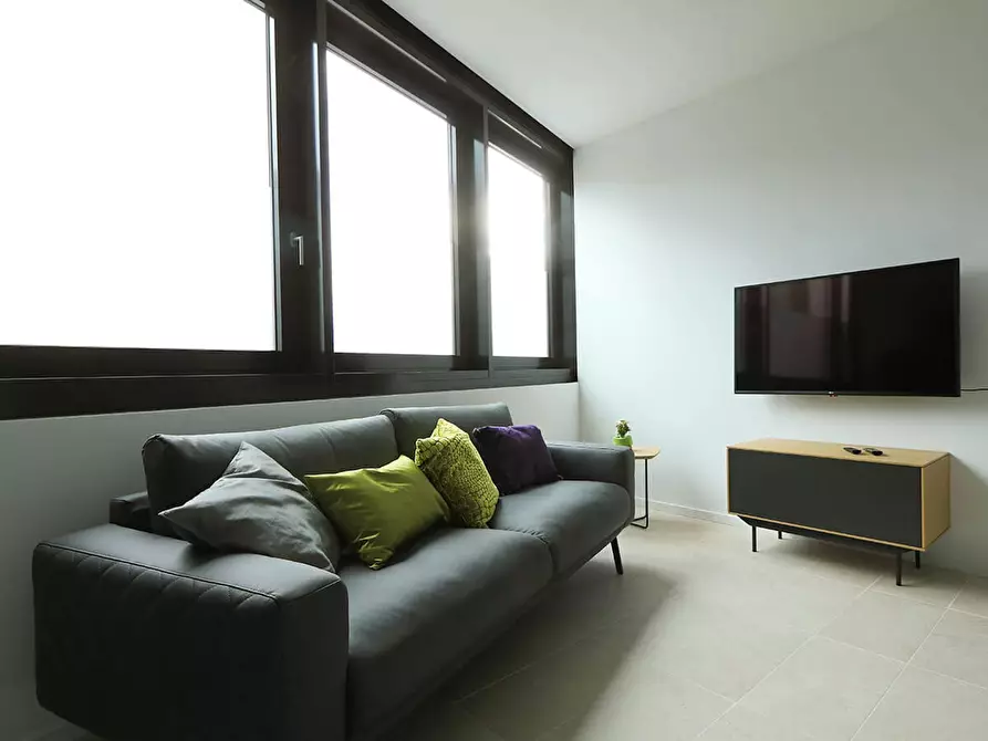 Immagine 2 di Appartamento in affitto  in Maximilianstraße a Bonn