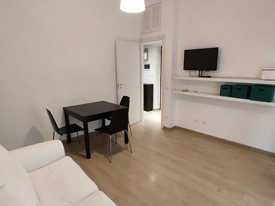 Immagine 5 di Appartamento in affitto  in Via Alghero a Roma