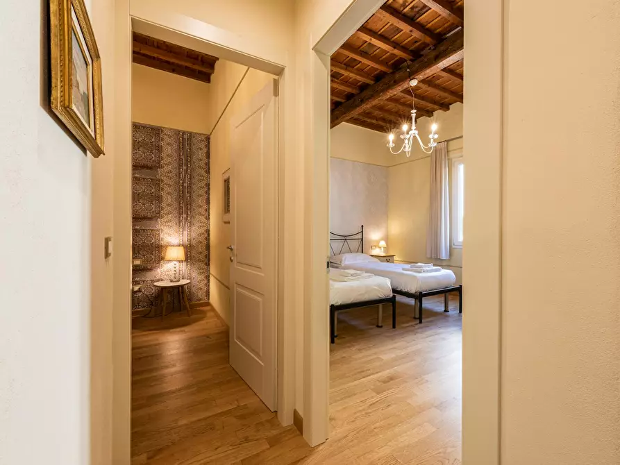 Immagine 10 di Appartamento in affitto  in Via del Leone a Firenze