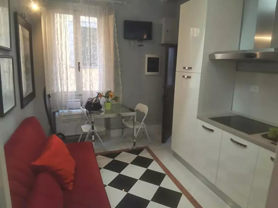 Immagine 2 di Camera in affitto  in Via dei Canacci a Firenze