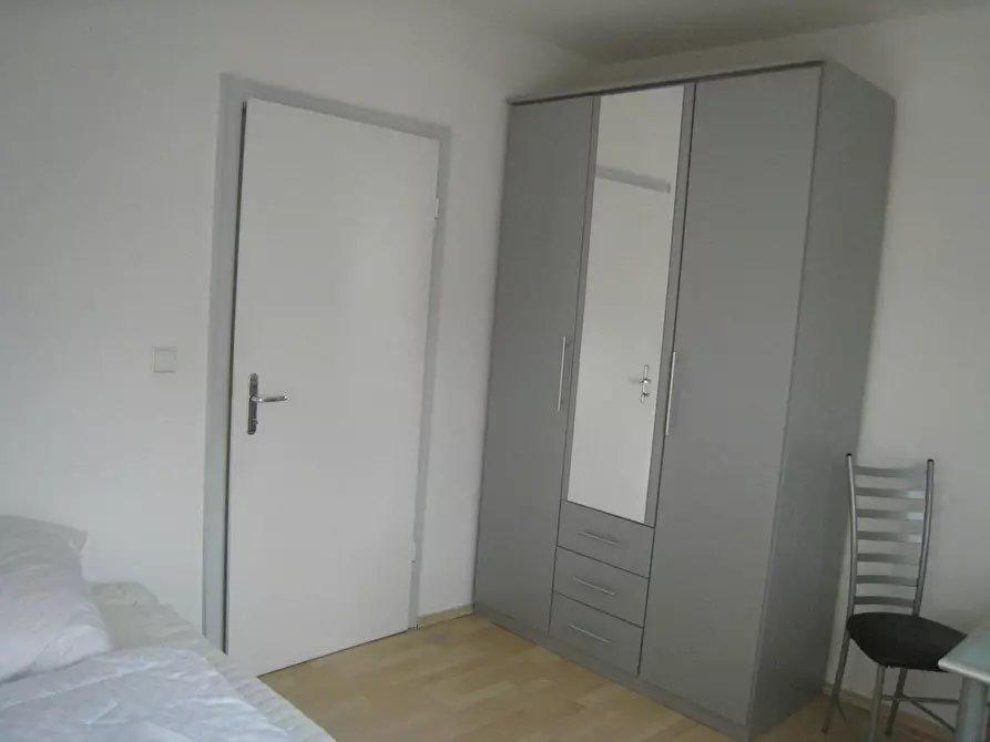 Immagine 3 di Camera in affitto  in Breslauer Straße a Eschborn