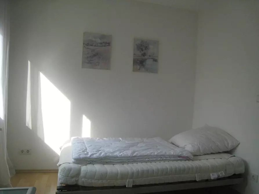 Immagine 4 di Camera in affitto  in Breslauer Straße a Eschborn