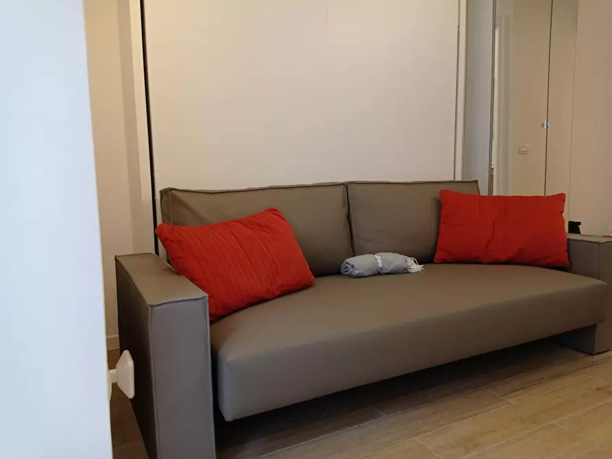 Immagine 3 di Appartamento in affitto  in Via Luigi Federico Menabrea a Milano