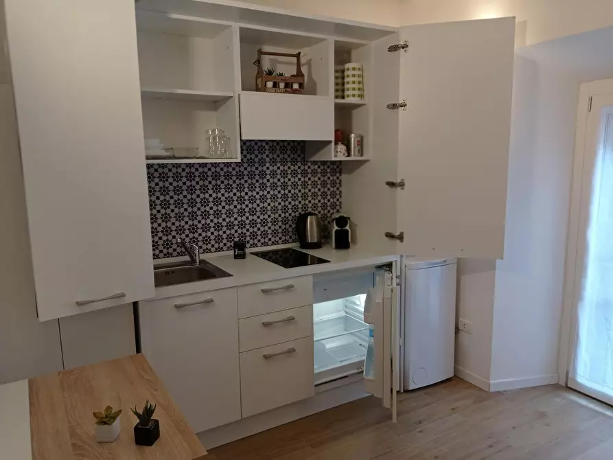 Immagine 2 di Appartamento in affitto  in Via Luigi Federico Menabrea a Milano