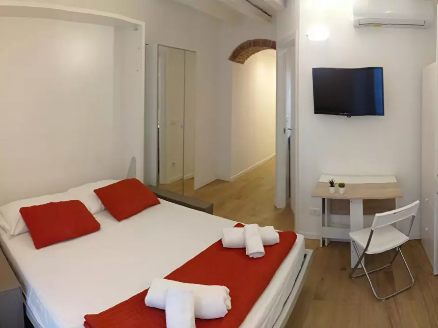 Immagine 1 di Appartamento in affitto  in Via Luigi Federico Menabrea a Milano