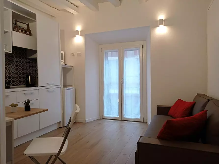 Immagine 9 di Appartamento in affitto  in Via Luigi Federico Menabrea a Milano