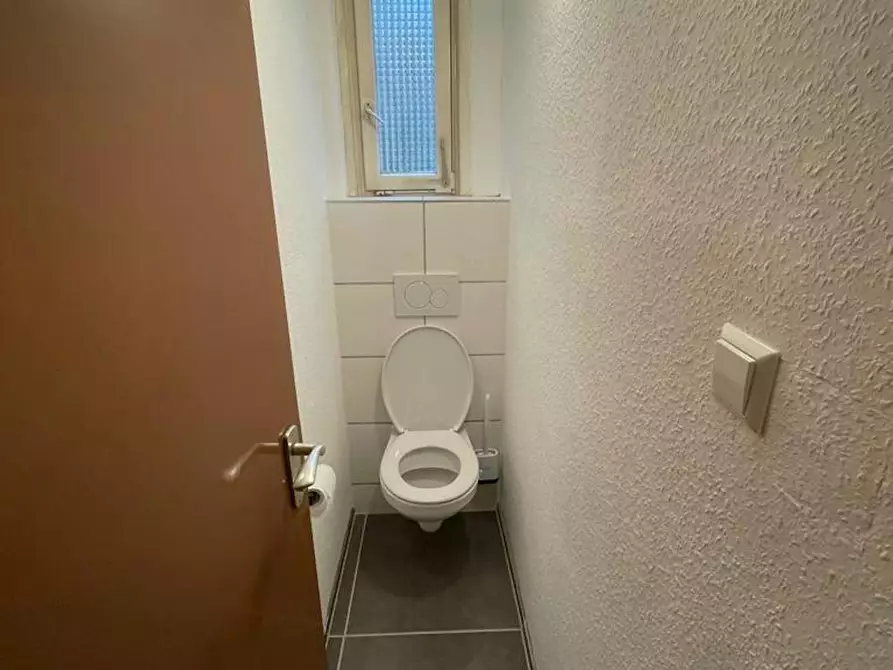 Immagine 8 di Camera in affitto  in Duisburger Straße a Stuttgart Bad Cannstatt
