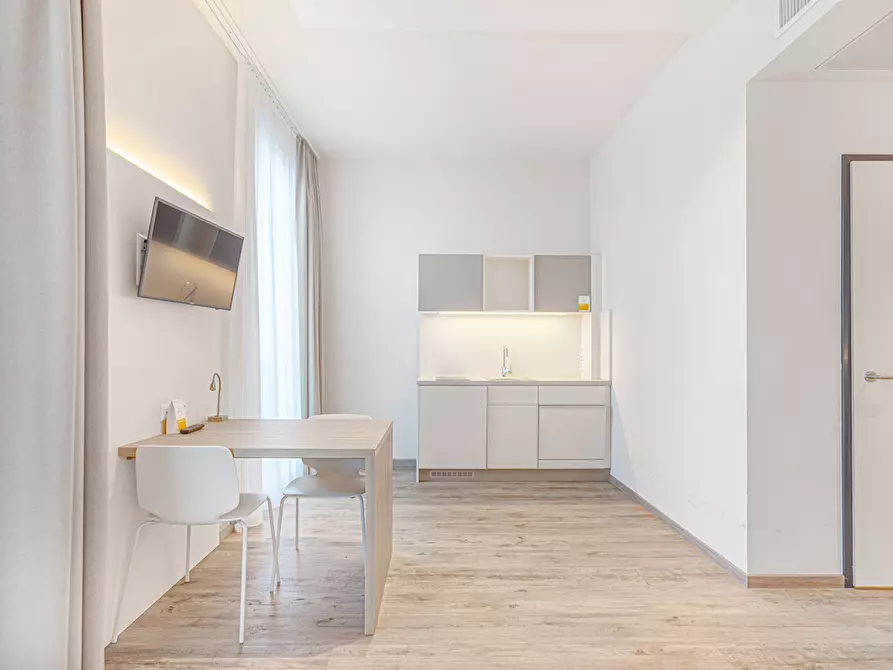 Immagine 10 di Appartamento in affitto  in Clarita-Bernhard-Straße a München