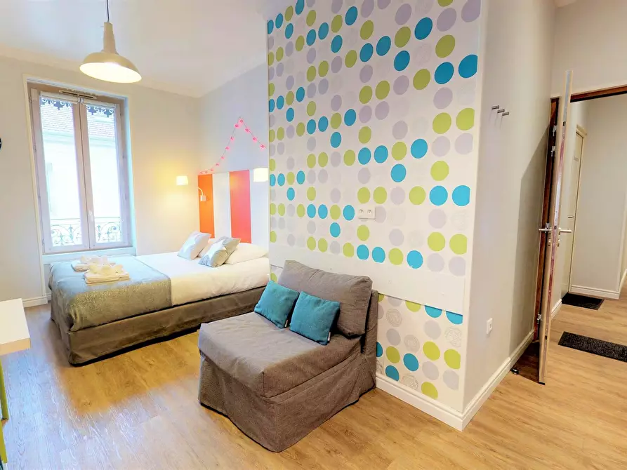 Immagine 2 di Appartamento in affitto  in Rue des Charmettes a Lyon