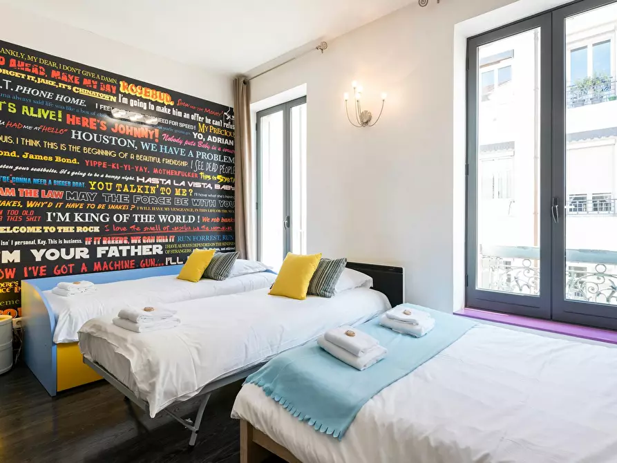 Immagine 4 di Appartamento in affitto  in Rue d'Anvers a Lyon