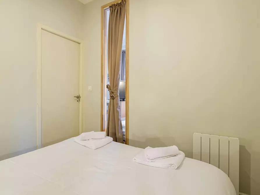 Immagine 4 di Appartamento in affitto  in Rue des Charmettes a Lyon