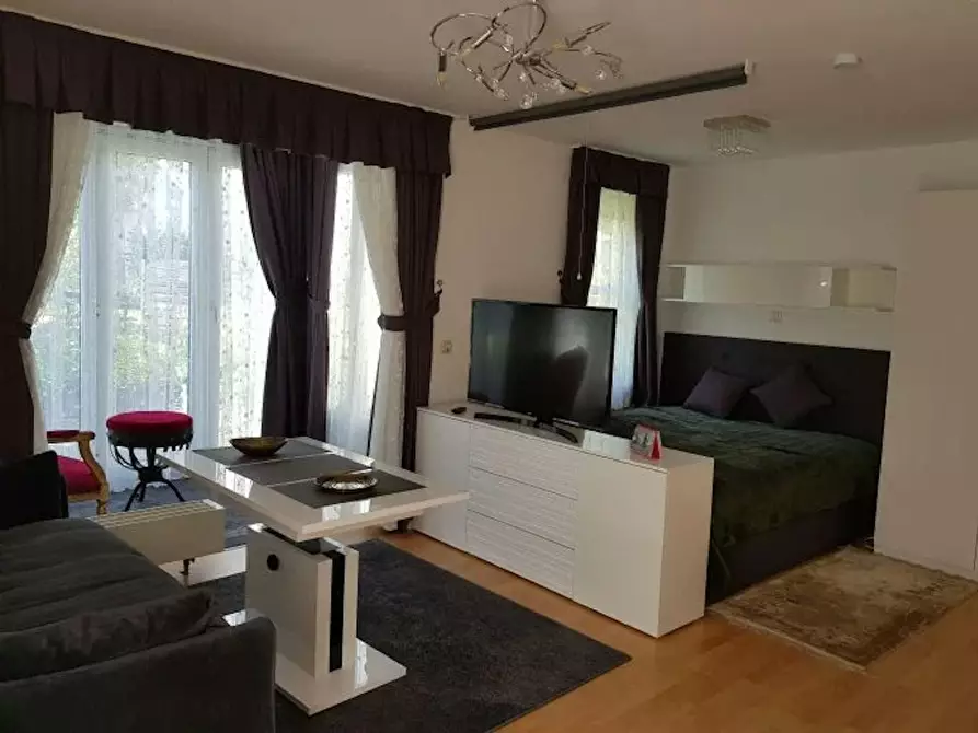 Immagine 6 di Appartamento in affitto  in Lindenschulstraße a Stuttgart Rotenberg