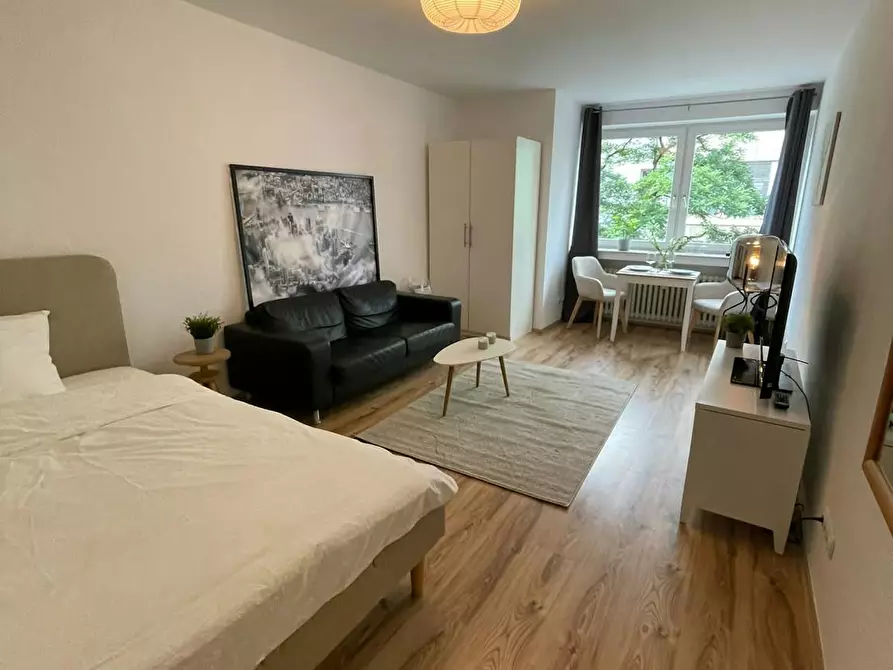 Immagine 2 di Appartamento in affitto  in Hoffeldstraße a Düsseldorf