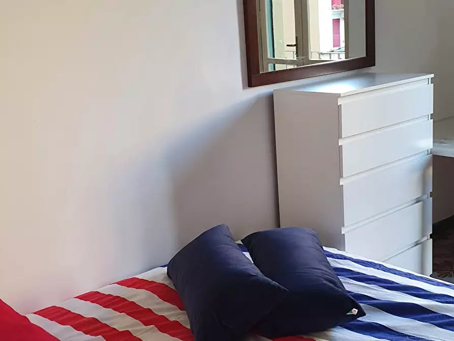 Immagine 5 di Camera in affitto  in Via Susa a Torino