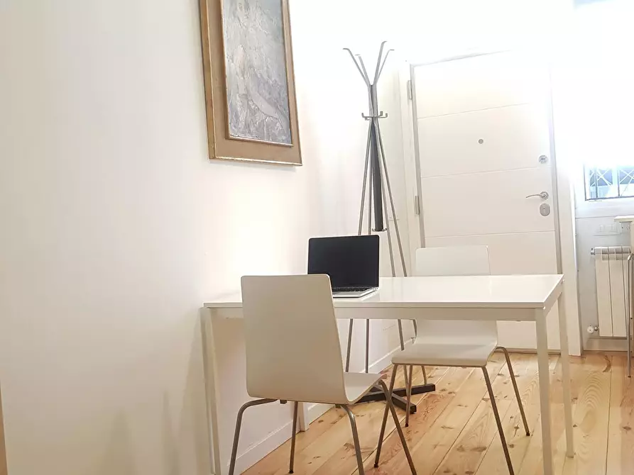 Immagine 9 di Appartamento in affitto  in Calle de San Blas a Madrid