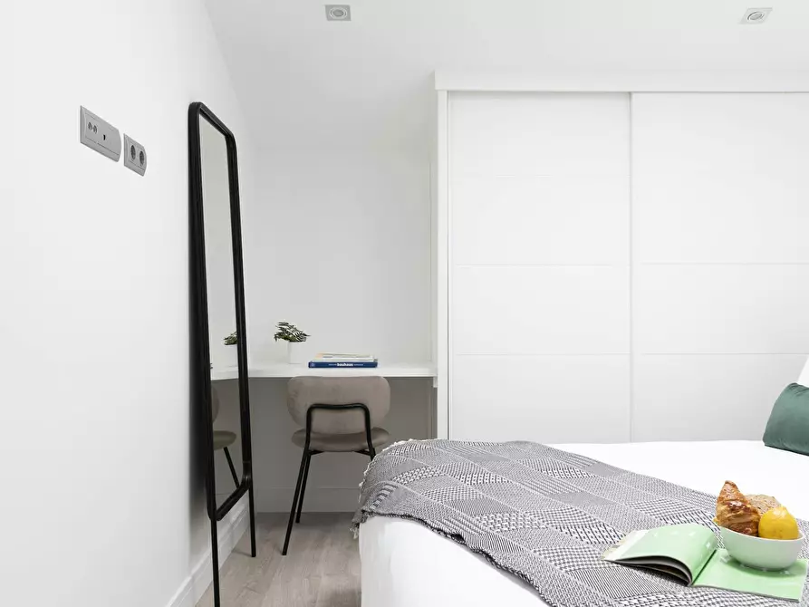 Immagine 8 di Appartamento in affitto  in Calle del Carmen a Madrid