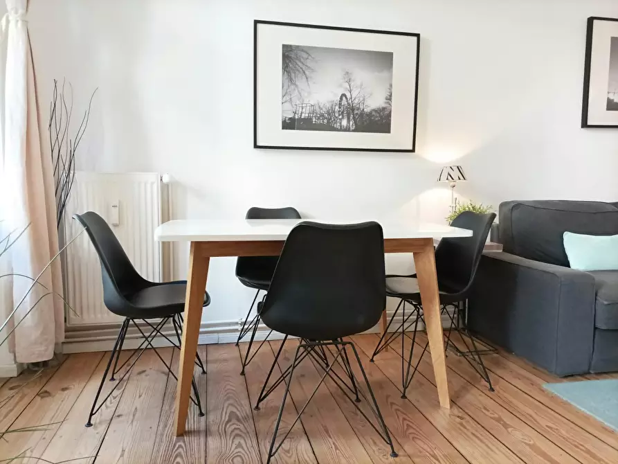 Immagine 3 di Appartamento in affitto  in Weisestraße a Berlin