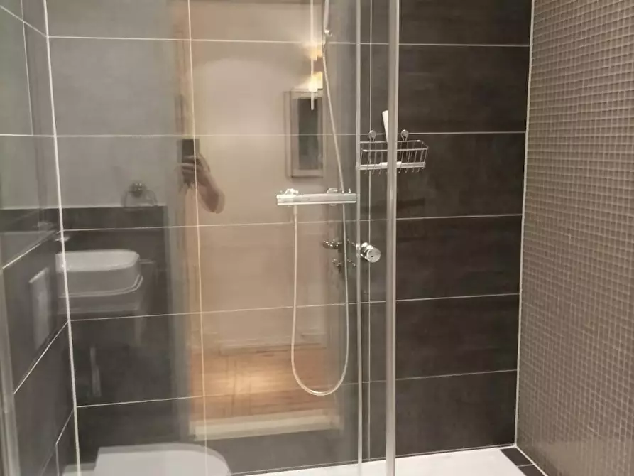 Immagine 10 di Appartamento in affitto  in Weisestraße a Berlin