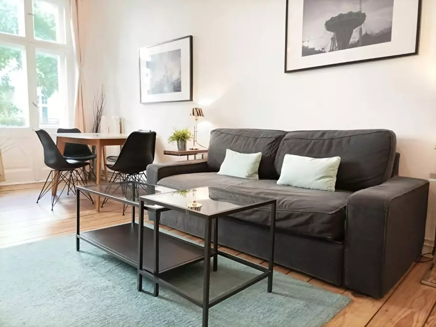Immagine 1 di Appartamento in affitto  in Weisestraße a Berlin